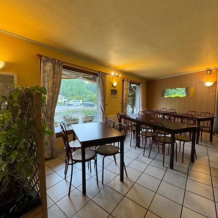 Symp'Hotel Nivolas-Vermelle Esterno foto