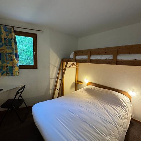 Symp'Hotel Nivolas-Vermelle Esterno foto